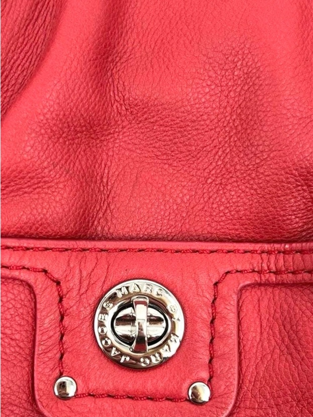 MARC BY MARC JACOBS Totally Turnlock
Teri Tote, red - Picture 7 of 11